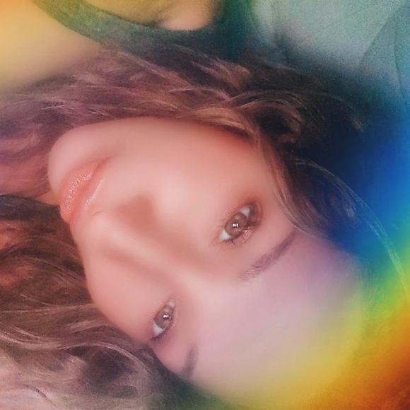 Meet your Posher, Vanessza 🐠Posh Ambassador🐠 - Picture 15 of 16